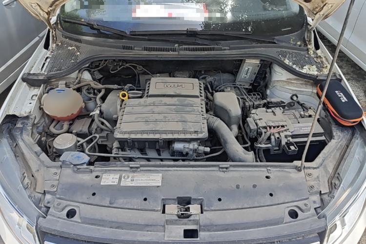 Used Volkswagen Santana 2019 1.5L Automatic Fashion Edition China VI Engine Bay