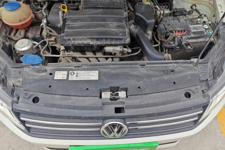 Used Volkswagen Santana 2019 1.5L Automatic Fashion Edition China VI Engine Bay