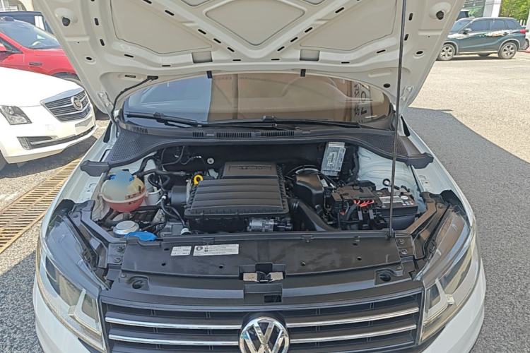 Used Volkswagen Santana 2019 1.5L Automatic Fashion Edition China VI Engine Bay