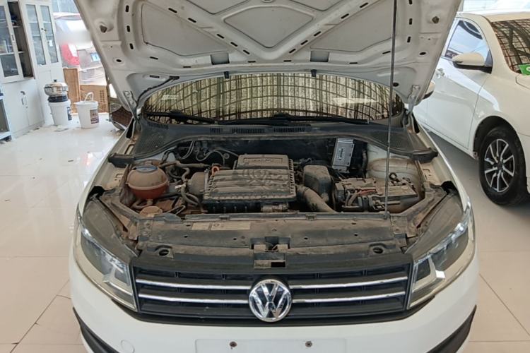 Used Volkswagen Santana 2019 1.5L Manual Fashion Edition China VI Standard Engine Bay
