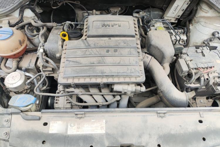 Used Volkswagen Santana 2019 1.5L Manual Fashion Edition China VI Standard Engine Bay