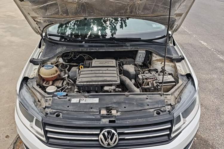Used Volkswagen Santana 2019 1.5L Automatic Fashion Edition China VI Engine Bay