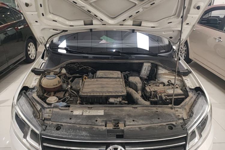 Used Volkswagen Santana 2019 1.5L Automatic Comfort Edition China VI Standard Engine Bay