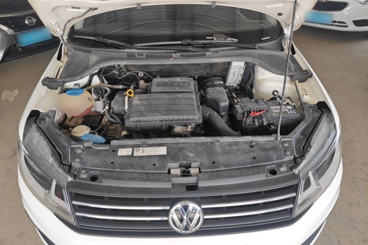 Used Volkswagen Santana 2019 1.5L Manual Fashion Edition China VI Standard Engine Bay