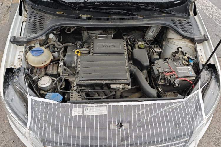 Used Volkswagen Santana 2019 1.5L Manual Fashion Edition China VI Standard Engine Bay