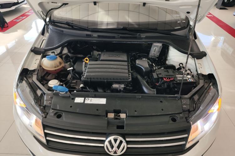 Used Volkswagen Santana 2019 1.5L Automatic Fashion Edition China VI Engine Bay