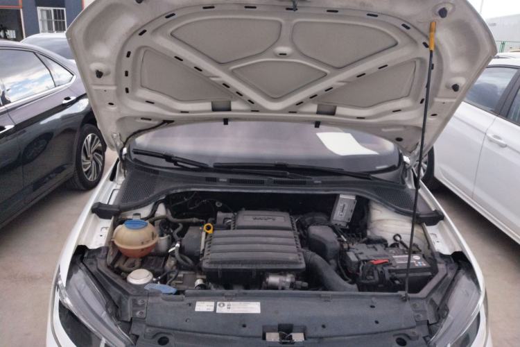 Used Volkswagen Santana 2019 1.5L Automatic Fashion Edition China VI Engine Bay