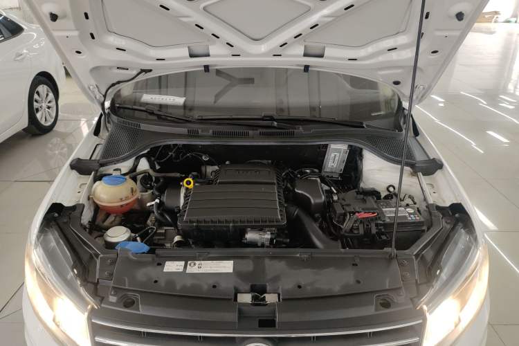 Used Volkswagen Santana 2019 1.5L Automatic Comfort Edition China VI Standard Engine Bay