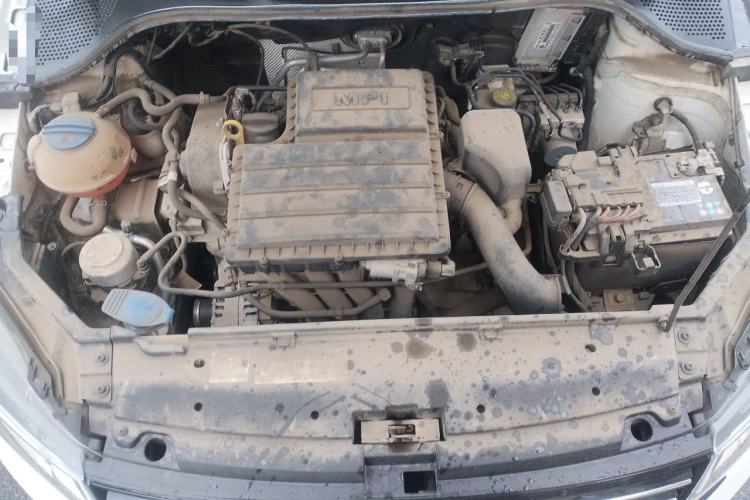 Used Volkswagen Santana 2019 1.5L Manual Fashion Edition China VI Standard Engine Bay