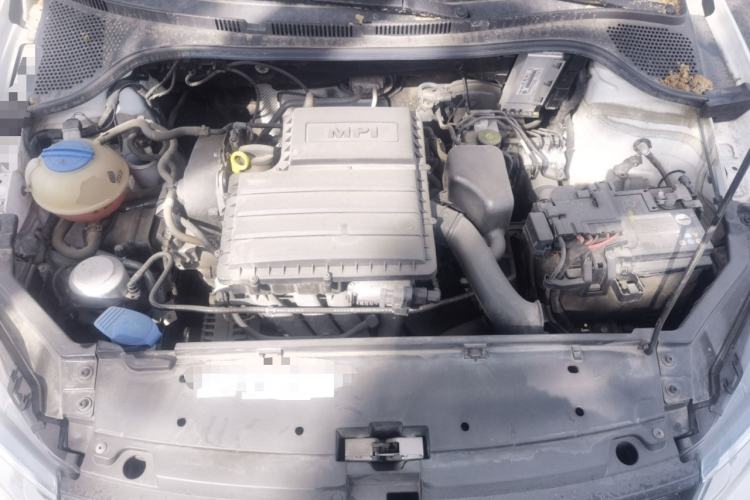 Used Volkswagen Santana 2019 1.5L Manual Fashion Edition China VI Standard Engine Bay