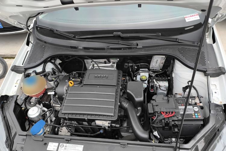 Used Volkswagen Santana 2019 1.5L Manual Fashion Edition China VI Standard Engine Bay