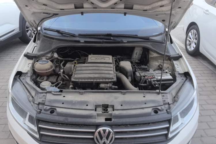 Used Volkswagen Santana 2019 1.5L Manual Fashion Edition China VI Standard Engine Bay
