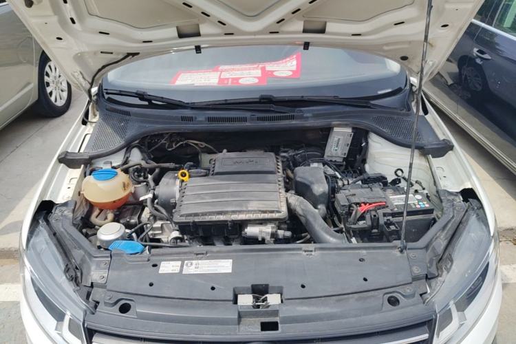 Used Volkswagen Santana 2019 1.5L Automatic Fashion Edition China VI Engine Bay