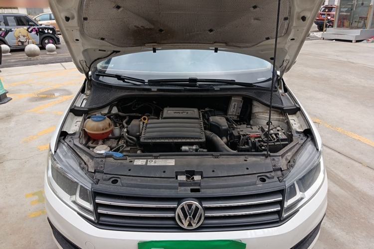 Used Volkswagen Santana 2019 1.5L Manual Fashion Edition China VI Standard Engine Bay