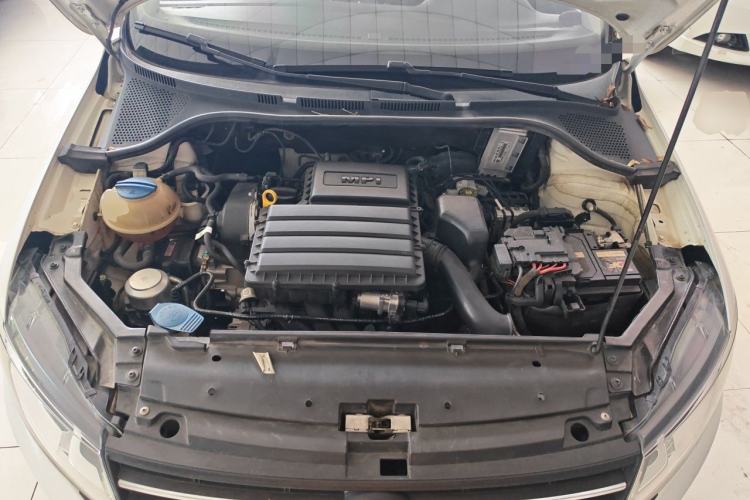 Used Volkswagen Santana 2019 1.5L Automatic Fashion Edition China VI Engine Bay