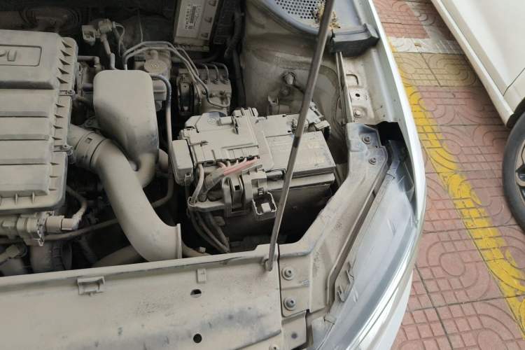 Used Volkswagen Santana 2019 1.5L Manual Fashion Edition China VI Standard Engine Bay Left