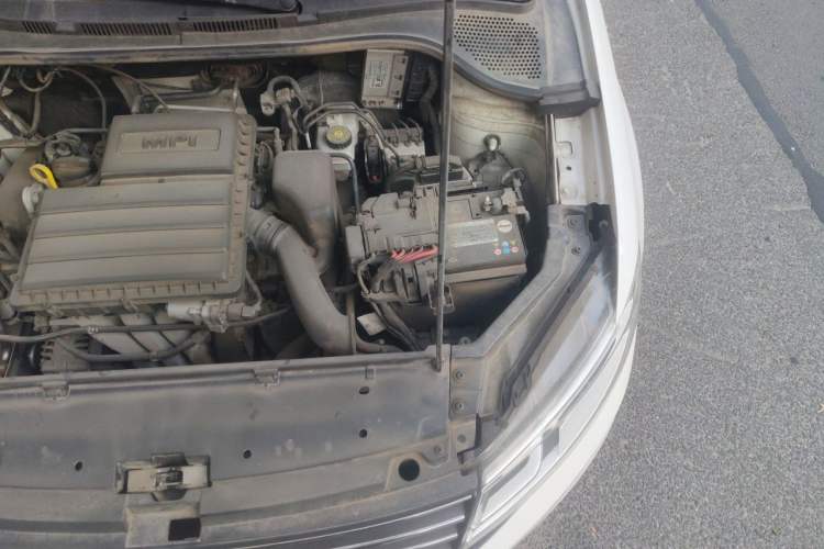 Used Volkswagen Santana 2019 1.5L Automatic Comfort Edition China VI Standard Engine Bay Left