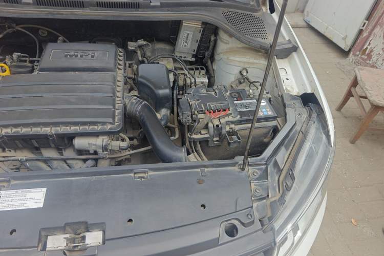 Used Volkswagen Santana 2019 1.5L Manual Fashion Edition China VI Standard Engine Bay Left