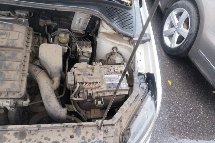 Used Volkswagen Santana 2019 1.5L Manual Fashion Edition China VI Standard Engine Bay Left