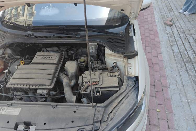 Used Volkswagen Santana 2019 1.5L Automatic Fashion Edition China VI Engine Bay Left