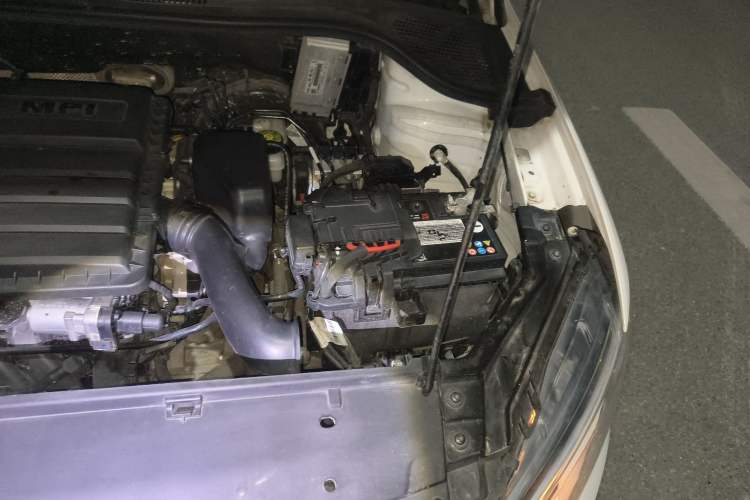 Used Volkswagen Santana 2019 1.5L Automatic Comfort Edition China VI Standard Engine Bay Left