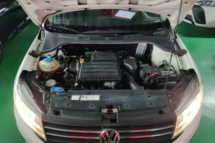 Used Volkswagen Santana 2019 1.5L Manual Fashion Edition China VI Standard Engine Bay