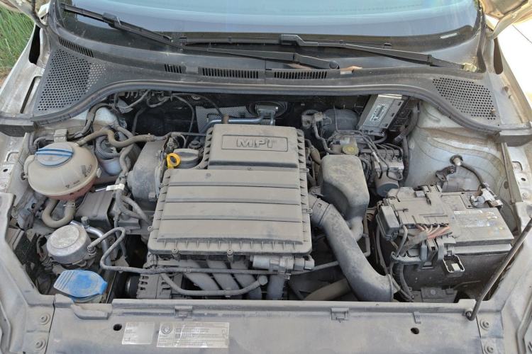 Used Volkswagen Santana 2019 1.5L Manual Fashion Edition China VI Standard Engine Bay