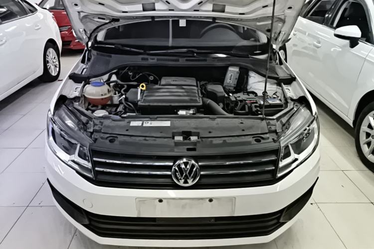Used Volkswagen Santana 2019 1.5L Automatic Fashion Edition China VI Engine Bay
