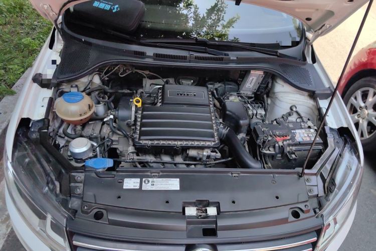 Used Volkswagen Santana 2019 1.5L Manual Fashion Edition China VI Standard Engine Bay