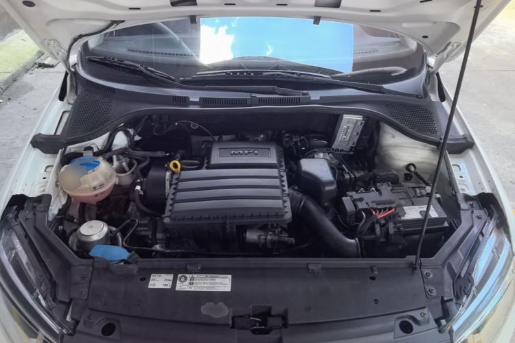 Used Volkswagen Santana 2019 1.5L Automatic Fashion Edition China VI Engine Bay