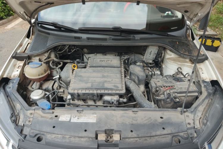Used Volkswagen Santana 2019 1.5L Manual Fashion Edition China VI Standard Engine Bay