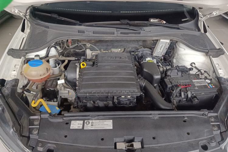 Used Volkswagen Santana 2019 1.5L Automatic Fashion Edition China V Standard Engine Bay