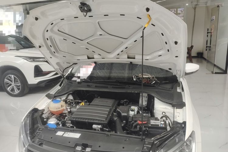 Used Volkswagen Santana 2019 1.5L Manual Fashion Edition China VI Standard Engine Bay
