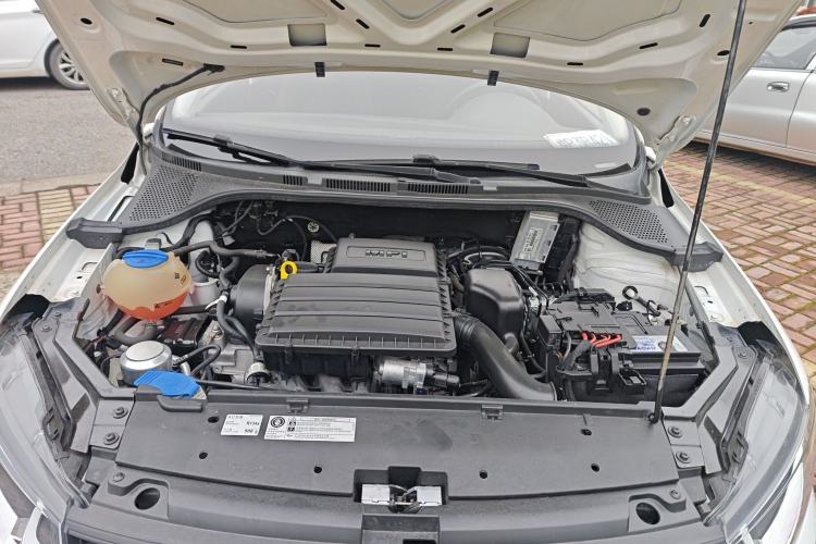 Used Volkswagen Santana 2019 1.5L Automatic Fashion Edition China VI Engine Bay