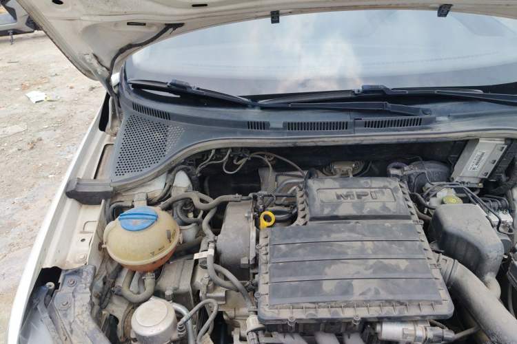 Used Volkswagen Santana 2019 1.5L Manual Comfort Edition China VI Standard Engine Bay Right