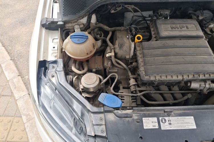 Used Volkswagen Santana 2019 1.5L Automatic Fashion Edition China VI Engine Bay Right