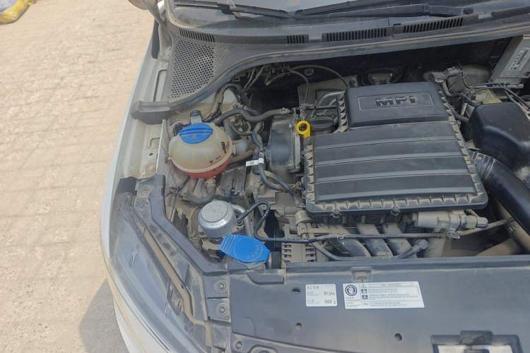 Used Volkswagen Santana 2019 1.5L Manual Fashion Edition China VI Standard Engine Bay Right