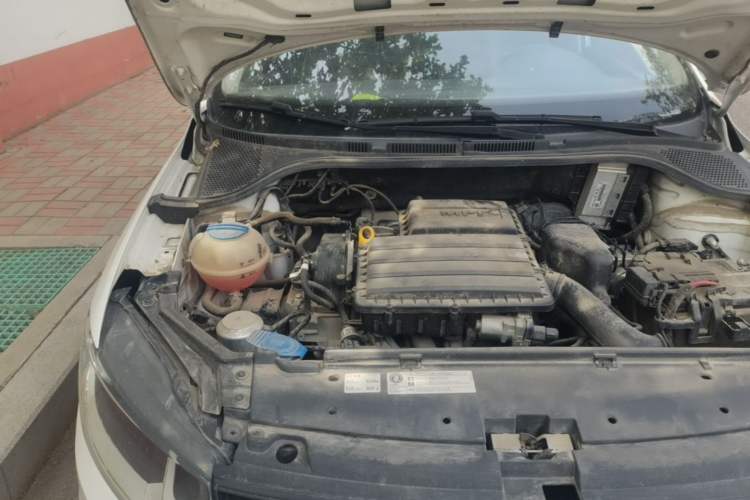 Used Volkswagen Santana 2019 1.5L Automatic Fashion Edition China VI Engine Bay Right