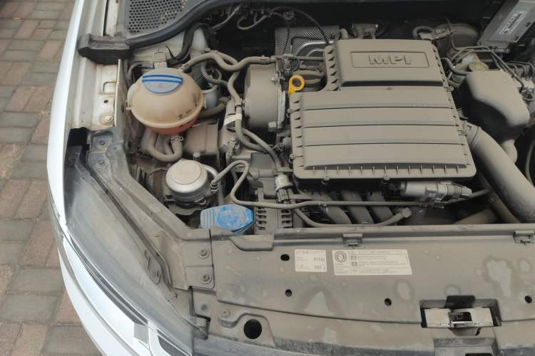 Used Volkswagen Santana 2019 1.5L Manual Fashion Edition China VI Standard Engine Bay Right