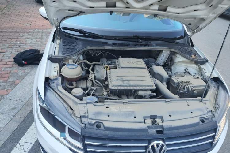 Used Volkswagen Santana 2019 1.5L Manual Fashion Edition China VI Standard Engine Bay Right