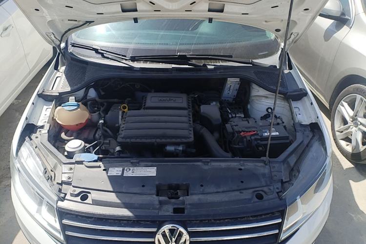Used Volkswagen Santana 2019 1.5L Manual Fashion Edition China VI Standard Engine Bay