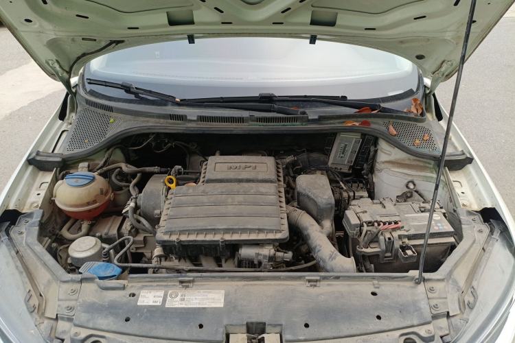 Used Volkswagen Santana 2019 1.5L Manual Fashion Edition China VI Standard Engine Bay