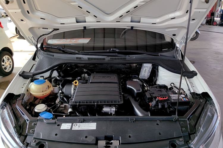 Used Volkswagen Santana 2019 1.5L Automatic Fashion Edition China VI Engine Bay