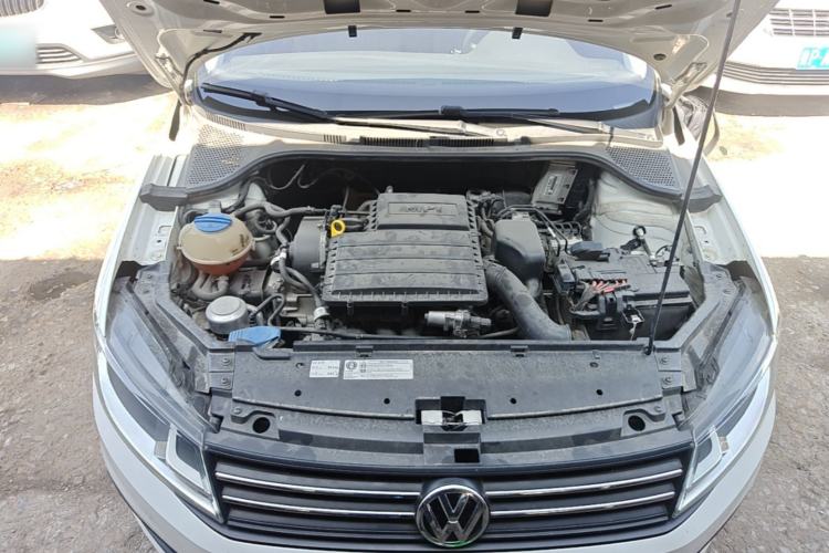 Used Volkswagen Santana 2019 1.5L Manual Fashion Edition China VI Standard Engine Bay