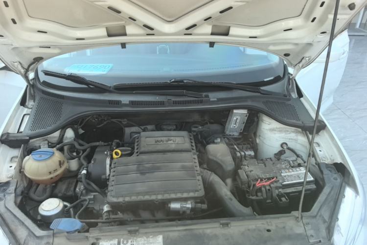 Used Volkswagen Santana 2019 1.5L Manual Fashion Edition China VI Standard Engine Bay