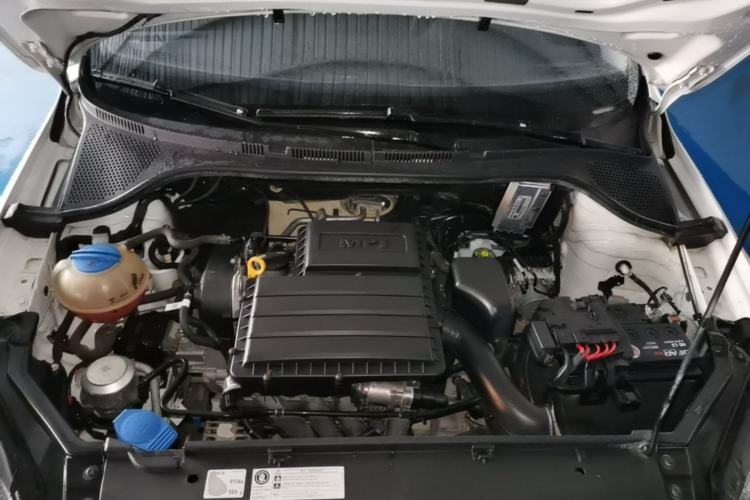 Used Volkswagen Santana 2019 1.5L Manual Fashion Edition China VI Standard Engine Bay