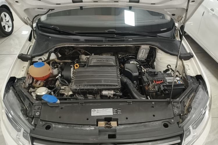 Used Volkswagen Santana 2019 1.5L Manual Fashion Edition China VI Standard Engine Bay