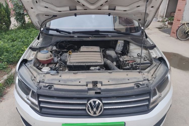 Used Volkswagen Santana 2019 1.5L Manual Fashion Edition China VI Standard Engine Bay