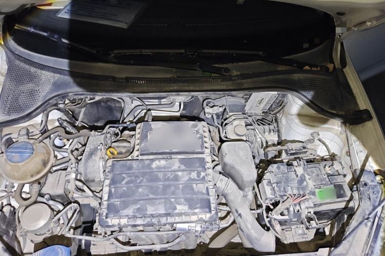 Used Volkswagen Santana 2019 1.5L Automatic Fashion Edition China VI Engine Bay