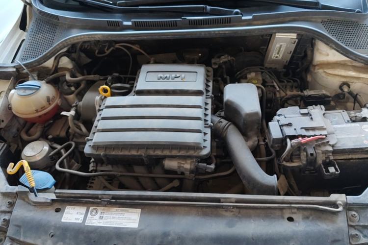 Used Volkswagen Santana 2019 1.5L Automatic Fashion Edition China VI Engine Bay